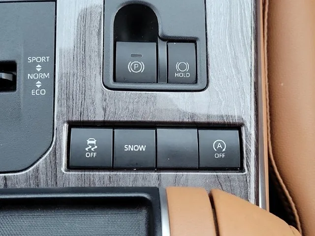 2021 Toyota Highlander Platinum photo 28