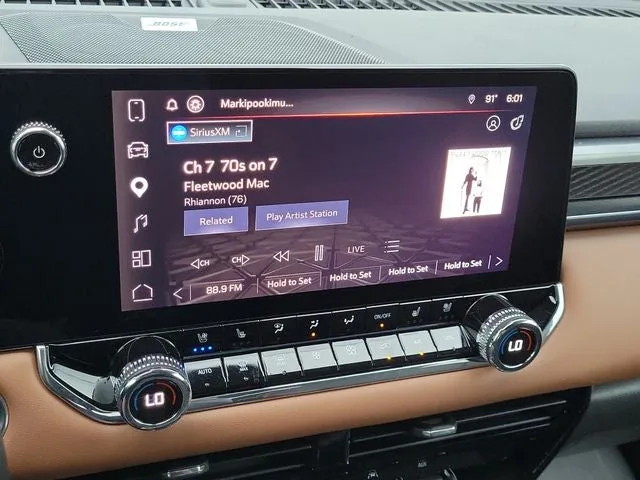 2023 GMC Canyon AT4 photo 24