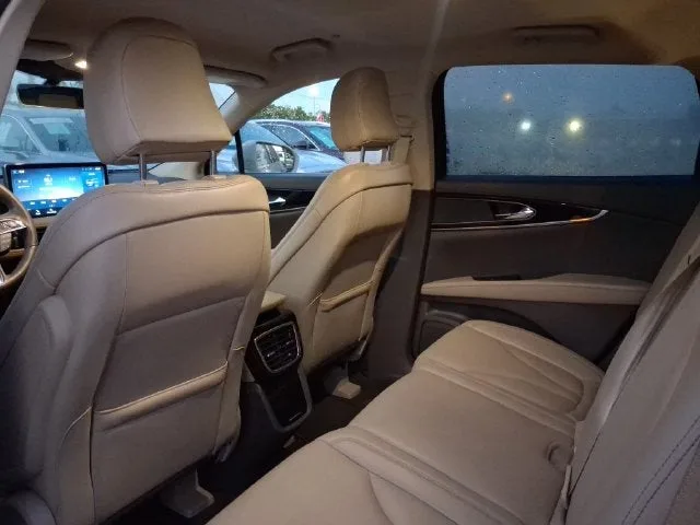 2023 Lincoln Nautilus Standard photo 5