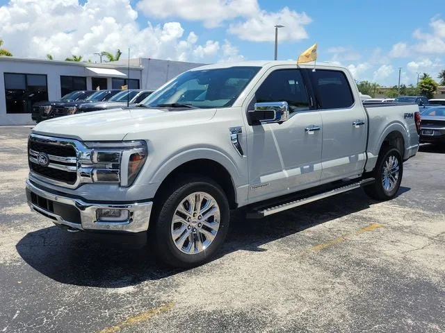 2024 Ford F-150 Lariat photo 33
