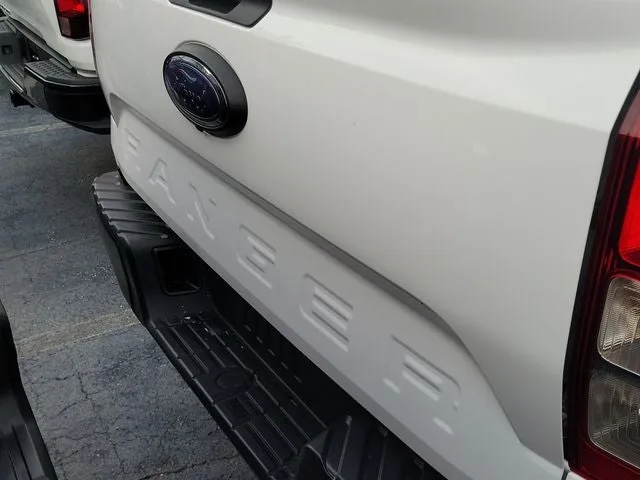2024 Ford Ranger XL photo 3