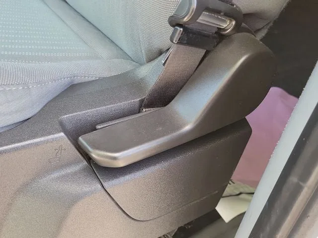 2017 Ford Transit-150 Base photo 18