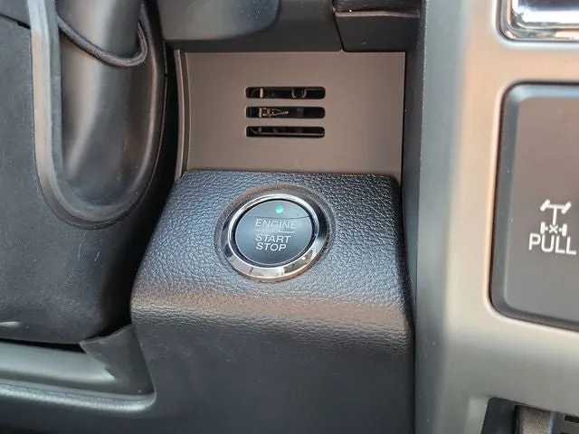2018 Ford F-250SD Platinum photo 28