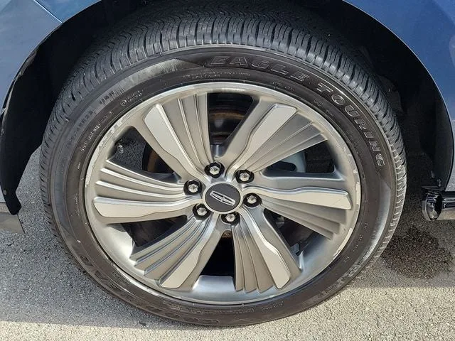 2018 Lincoln Navigator L Reserve photo 9