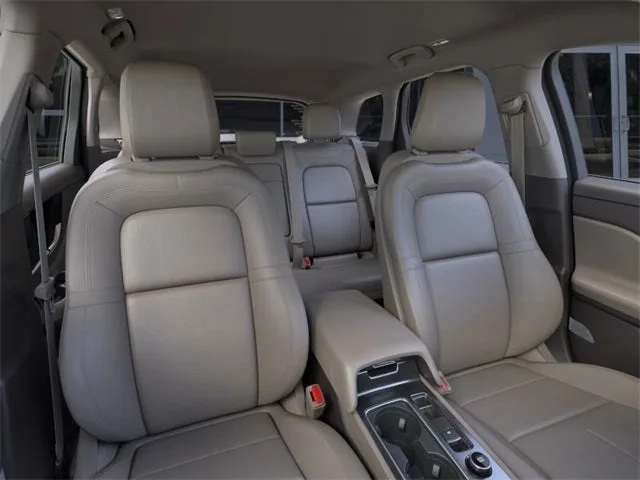 2024 Lincoln Corsair Premiere photo 10