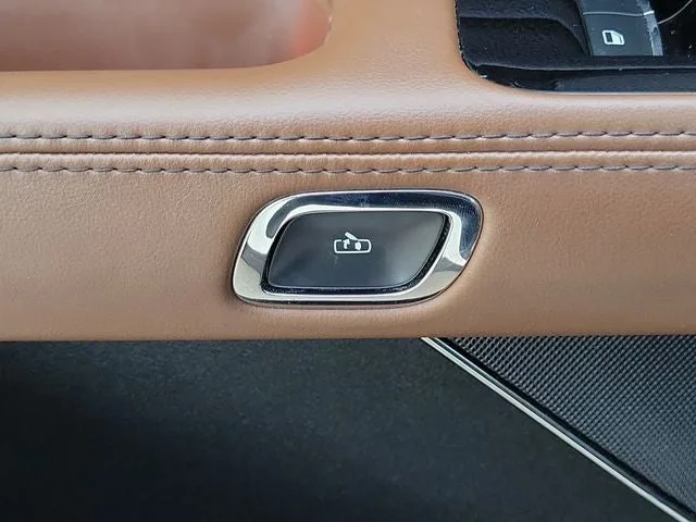 2023 Lincoln Aviator Reserve Premium photo 18