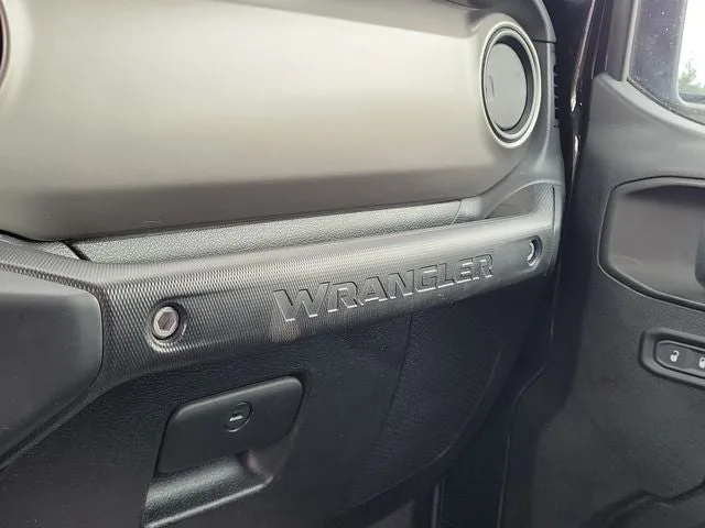 2020 Jeep Wrangler Unlimited Sport photo 26