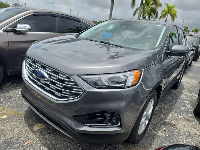 2022 Ford Edge SEL photo 28
