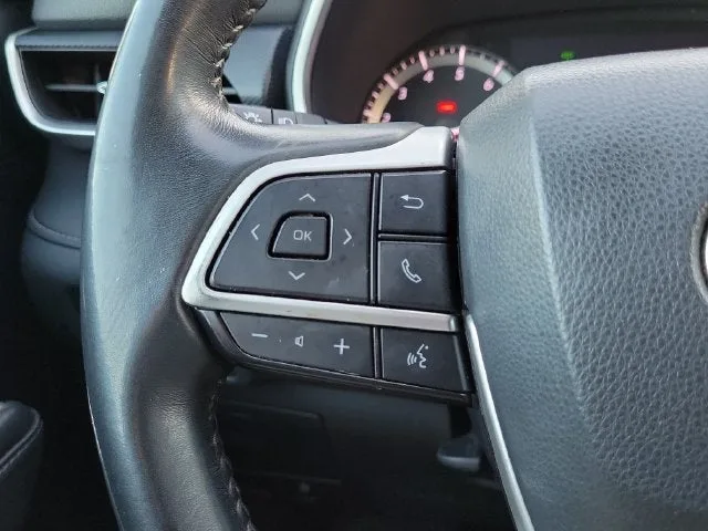 2022 Toyota Highlander XSE photo 19