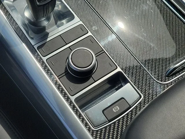 2022 Land Rover Range Rover Sport SVR photo 31