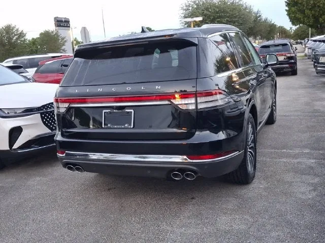 2023 Lincoln Aviator Reserve Premium photo 4