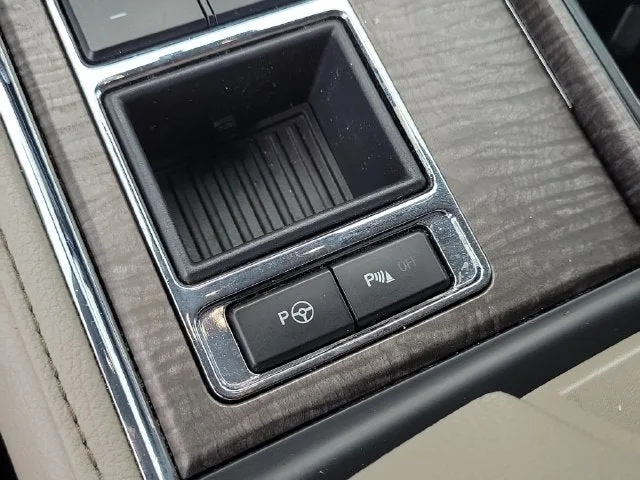 2021 Ford Expedition Limited photo 31