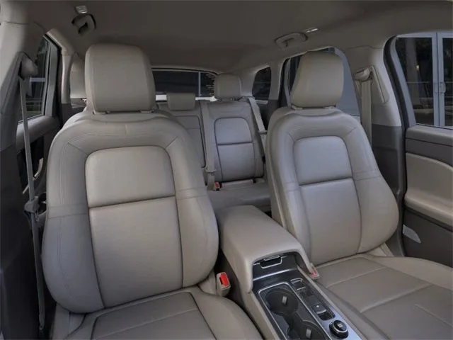 2024 Lincoln Corsair Premiere photo 10
