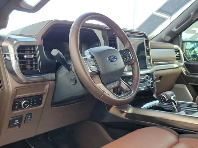 2025 Ford F-150 King Ranch photo 9