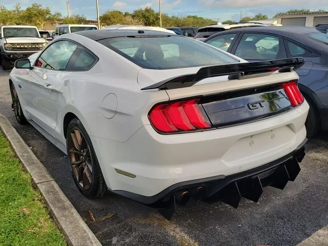 2020 Ford Mustang GT Premium photo 4