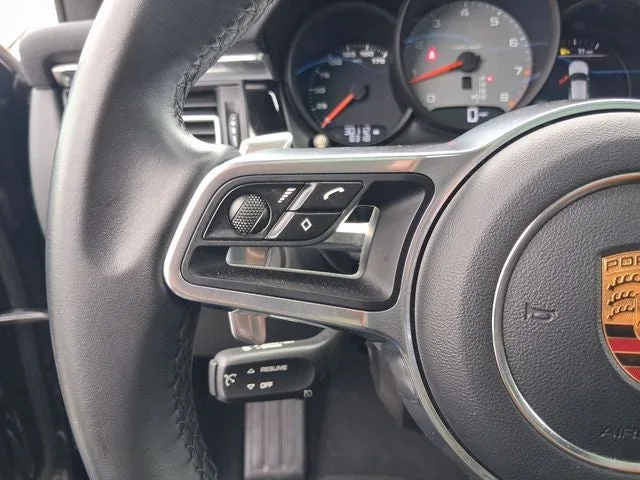 2019 Porsche Macan S photo 17