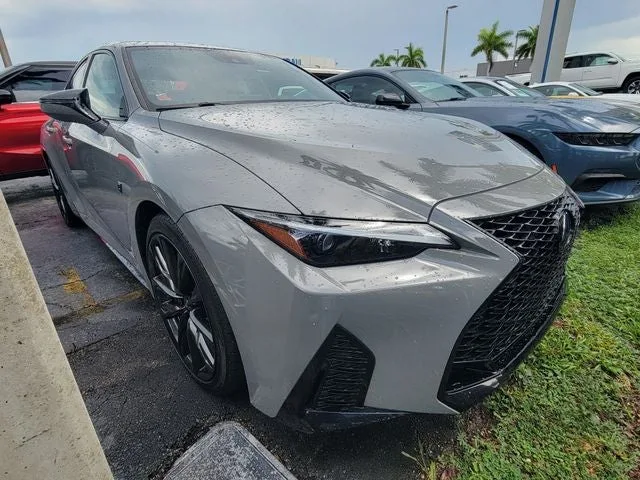 2024 Lexus IS 350 F SPORT Design photo 2