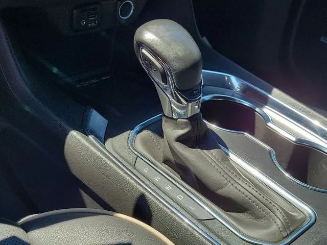 2023 Chevrolet Traverse Premier photo 26