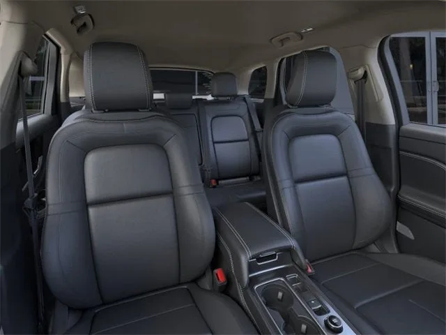 2024 Lincoln Corsair Premiere photo 10