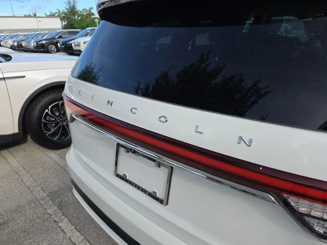 2024 Lincoln Aviator Reserve Premium photo 5