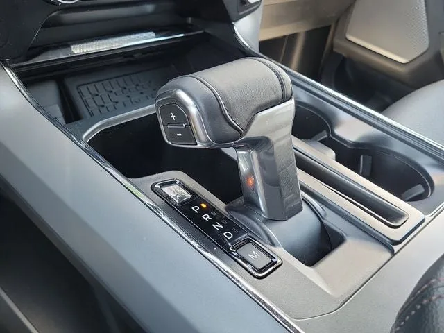 2024 Ford F-150 Lariat photo 31