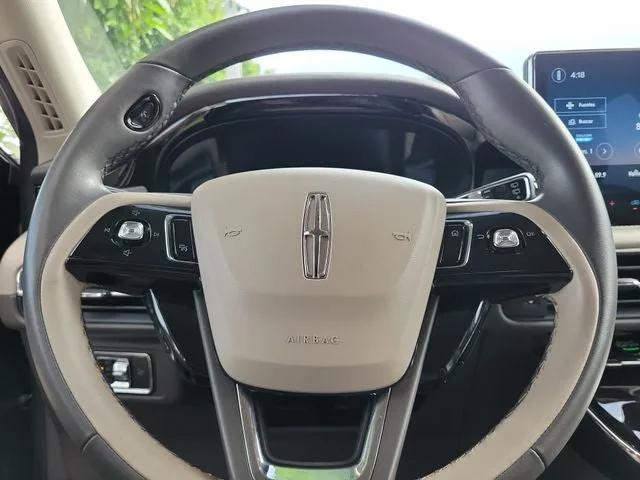 2024 Lincoln Corsair Premiere photo 19
