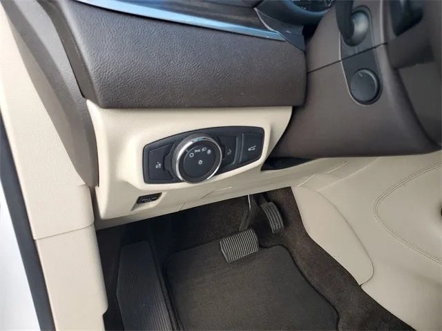 2019 Lincoln MKC Reserve photo 17
