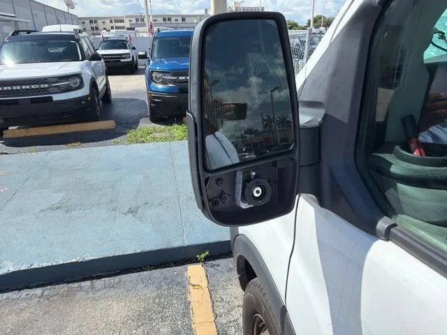 2021 Ford Transit-250 Base photo 9