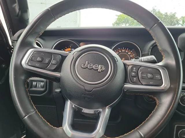 2022 Jeep Wrangler Unlimited Sahara High Altitude photo 19