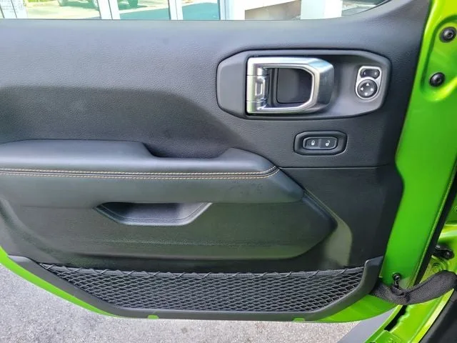 2025 Jeep Wrangler Rubicon 392 photo 35