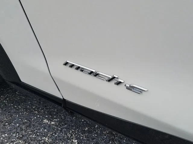 2024 Ford Mustang Mach-E Premium photo 6