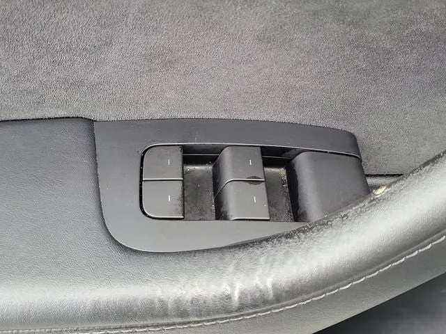 2022 Tesla Model Y Performance photo 21