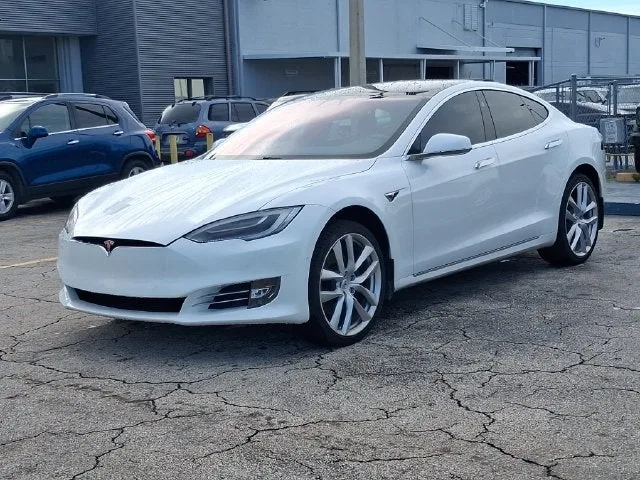 2019 Tesla Model S 75D photo 2