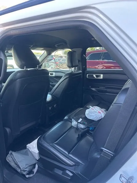 2020 Ford Explorer XLT photo 18