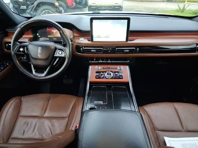 2021 Lincoln Aviator Reserve Premium photo 7