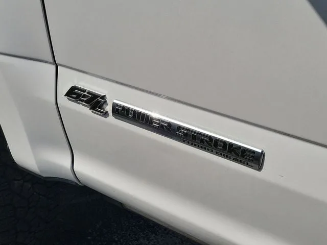 2018 Ford F-250SD Platinum photo 11