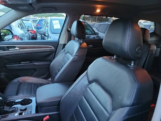 2019 Volkswagen Atlas SEL Premium 4Motion photo 9