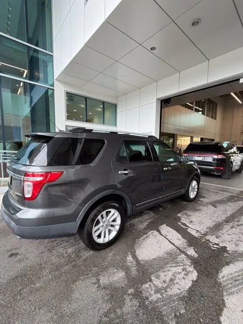 2015 Ford Explorer XLT photo 11