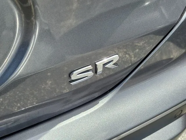 2021 Nissan Kicks SR photo 6