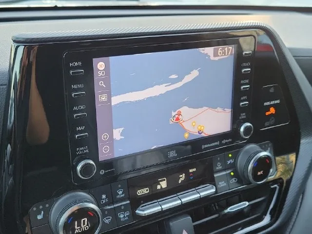 2022 Toyota Highlander XSE photo 24