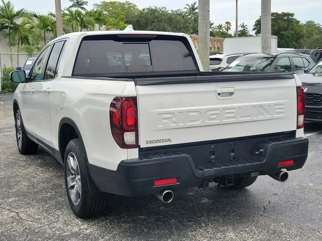 2024 Honda Ridgeline RTL photo 4