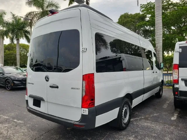 2025 Mercedes-Benz Sprinter 2500 Passenger 170 WB High Roof photo 3