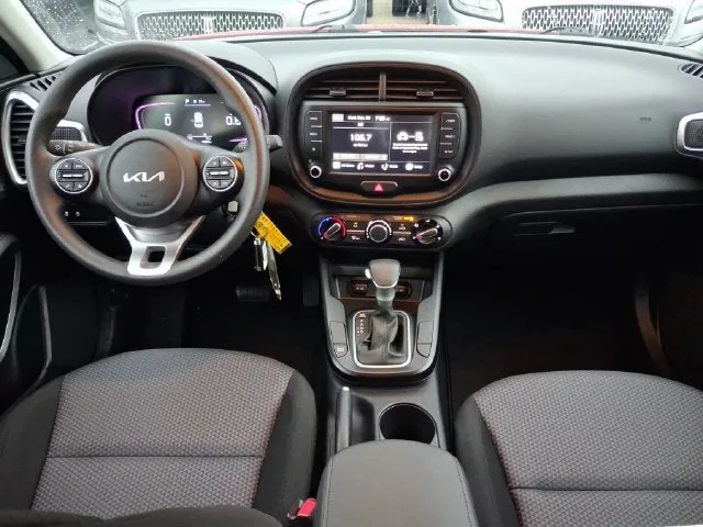 2023 Kia Soul LX photo 7
