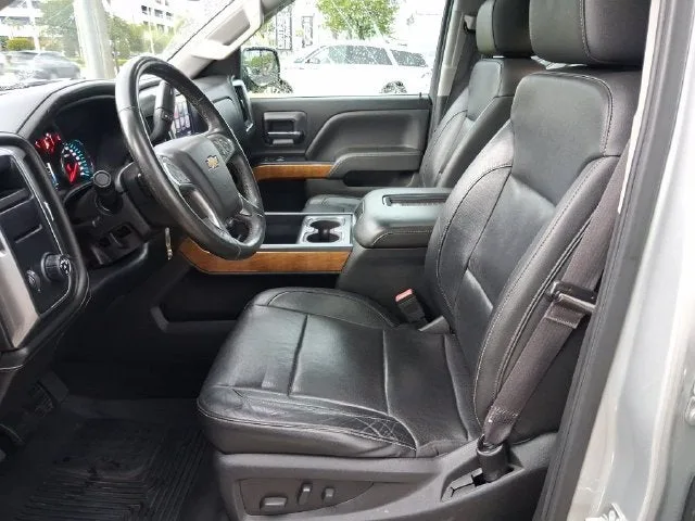 2017 Chevrolet Silverado 1500 LTZ 1LZ photo 11