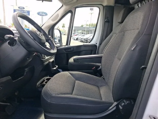 2025 RAM ProMaster 2500 Base photo 10