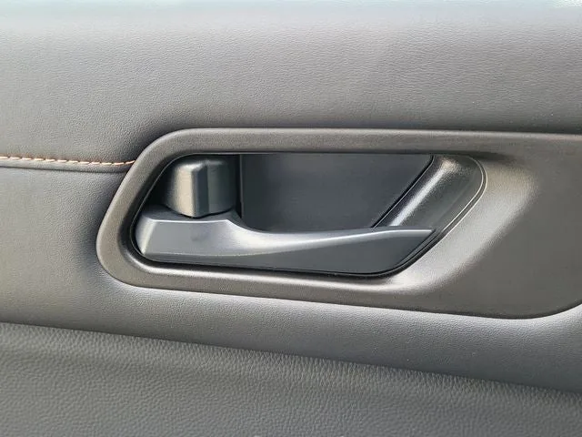 2025 Nissan Pathfinder Rock Creek photo 17