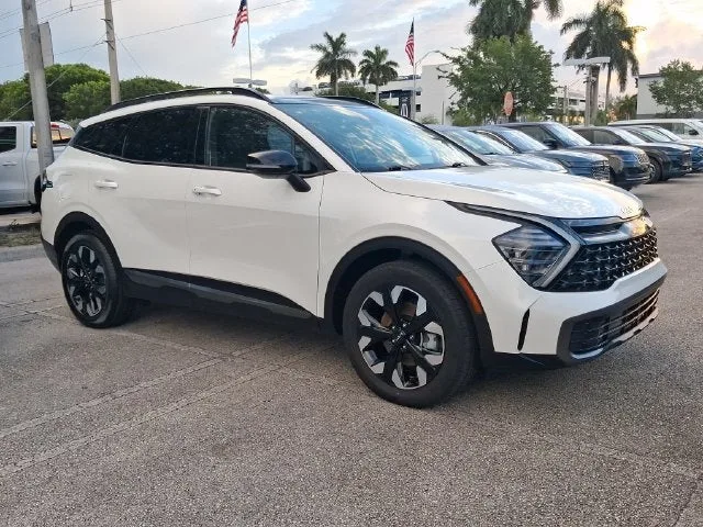 2024 Kia Sportage Plug-In Hybrid X-Line photo 21