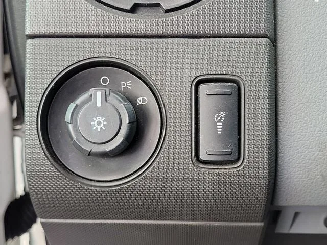 2015 Ford F-550SD XL DRW photo 26