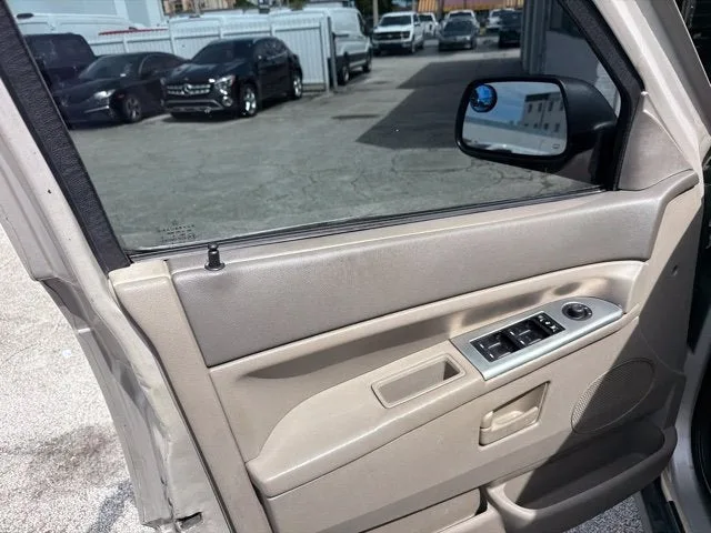 2007 Jeep Grand Cherokee Laredo photo 6