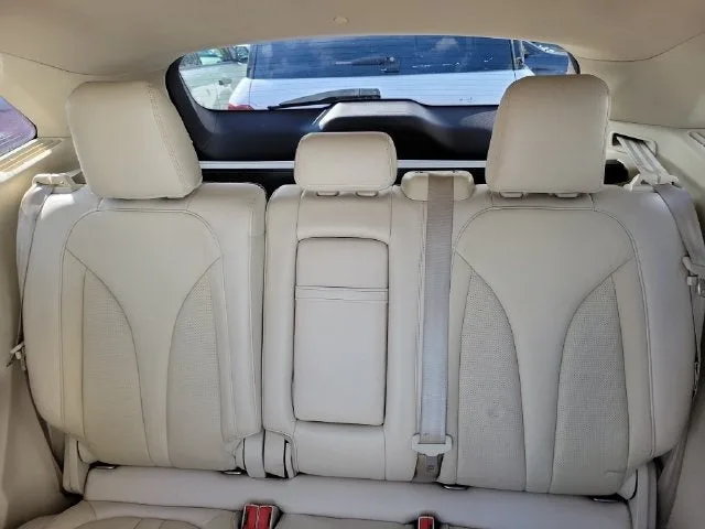2015 Lincoln MKC Base photo 10